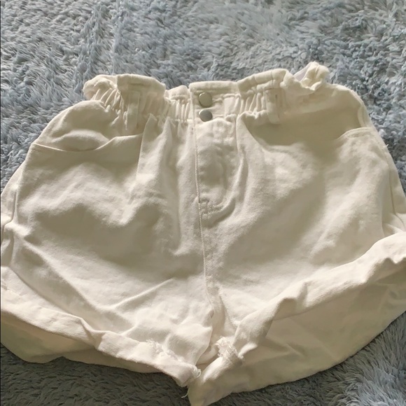 Princess Polly Pants - Princess prolly shorts size 4